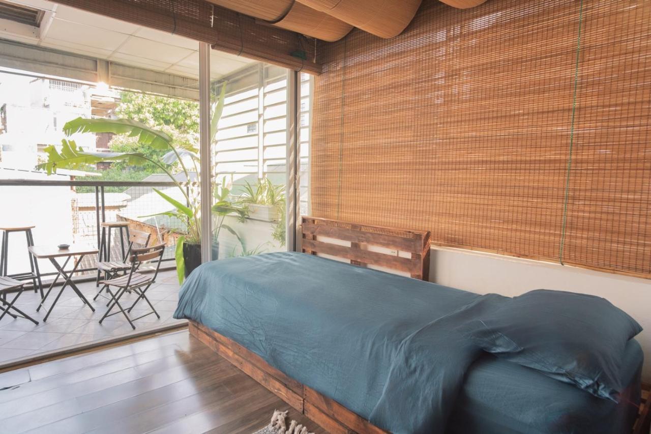 Entire French House With 4 Bedrooms In Hanoi Downtown Exterior foto